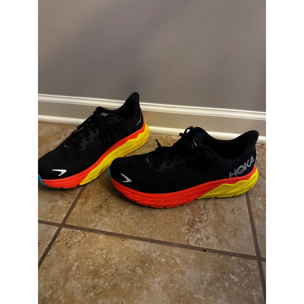Hoka Arahi 6 Mens Running Shoes Black Fiesta Yellow 1123194 BFLM Size 10 Wide